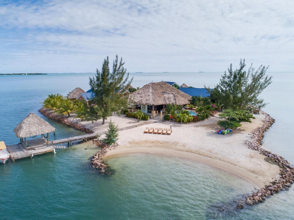 Exclusive Private Island With 360 Degree View of the Ocean