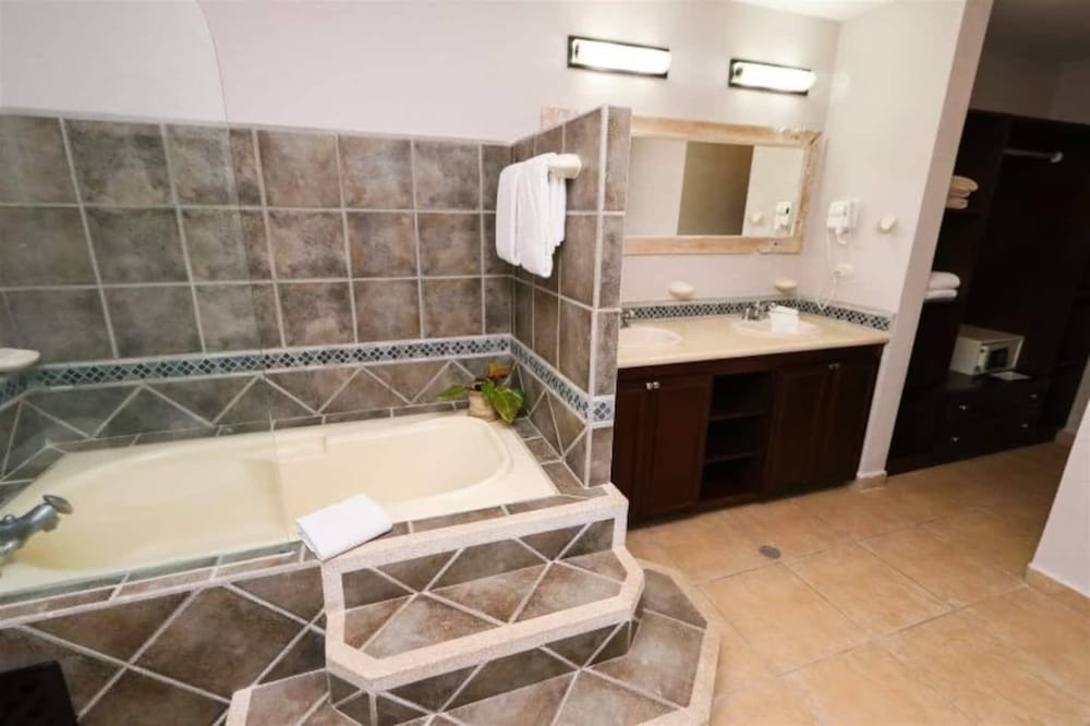 Bahia Encantada E5