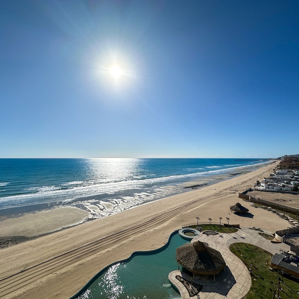 Has it all Beachfront Retreat With Stunning Views
