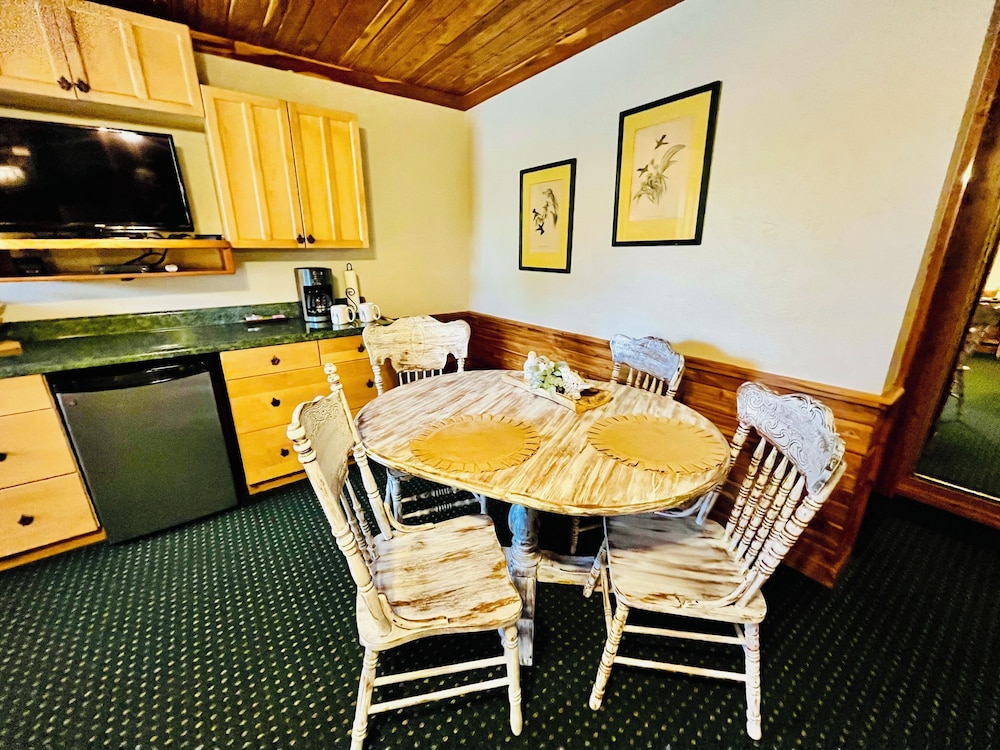 Bear Inn Retreat