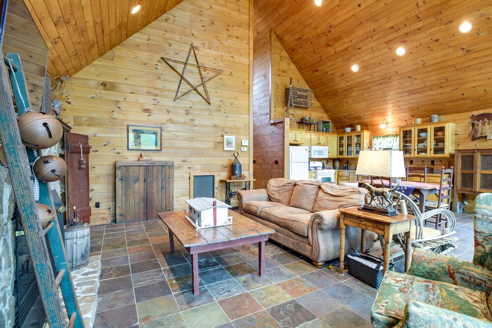 12 Mi to Staunton River: Nathalie Cabin w/ Deck view 4