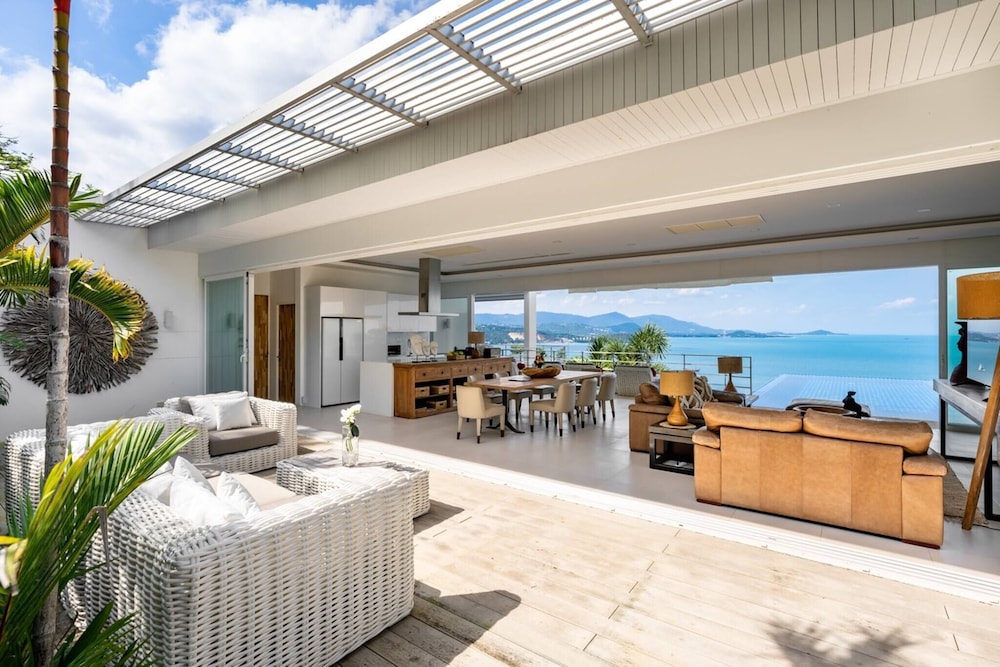 Luxury Sea View Pool Villa L at Unique Residences