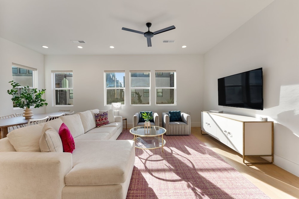 Villa #29 At Bloomington Country Club 4 Bedroom Townhouse