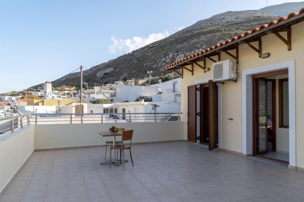 House of Papadogiannis view 2