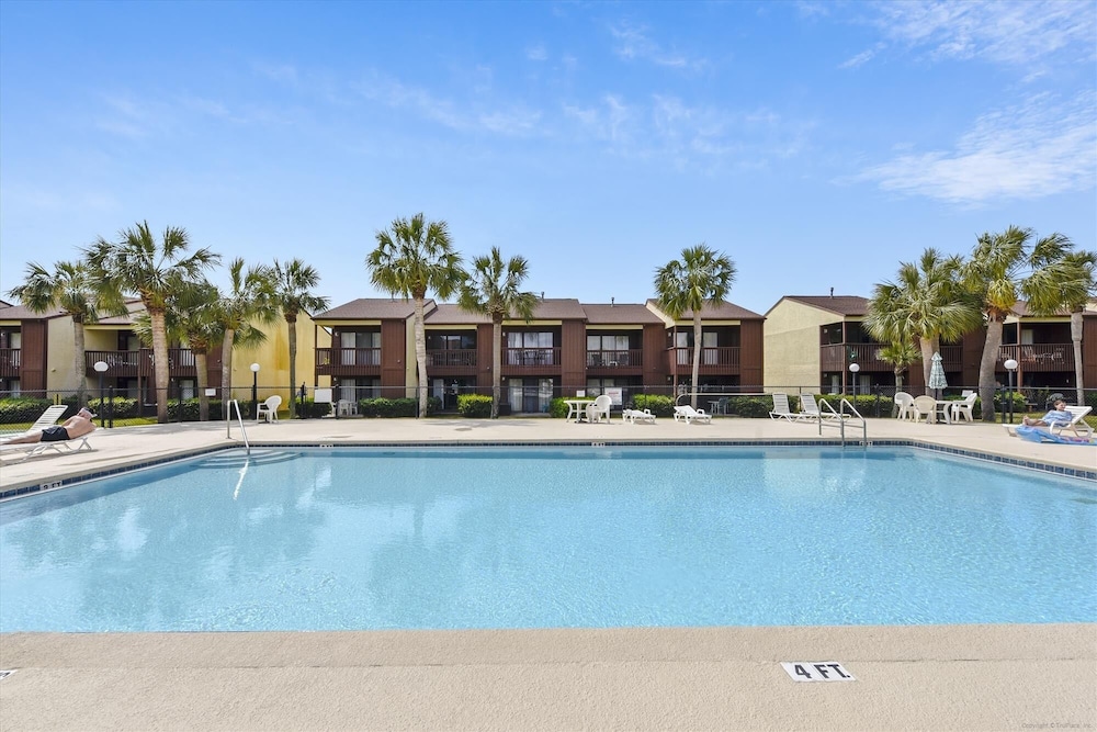 Beachwalk 18d 2 Bedroom Townhouse