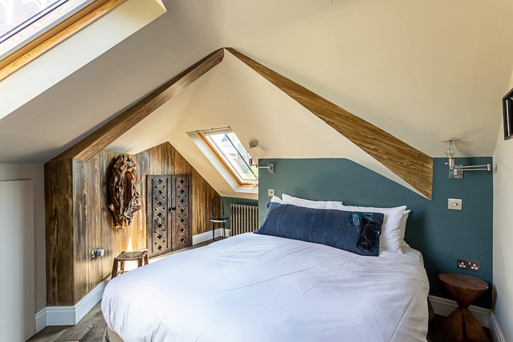 Stunning Penthouse Apartment Near Battersea Park