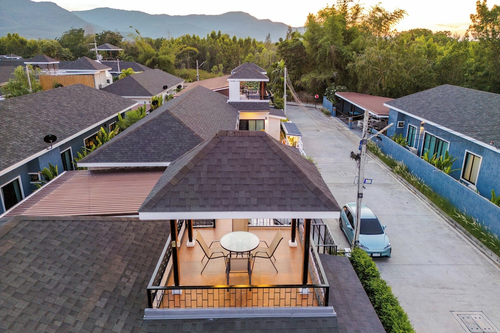 Orange Private Pool Villa, Near Cham Am Beach