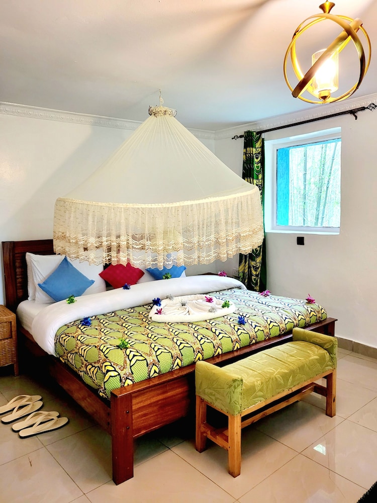 Agate - 2 Bedrooms in Trafalgar