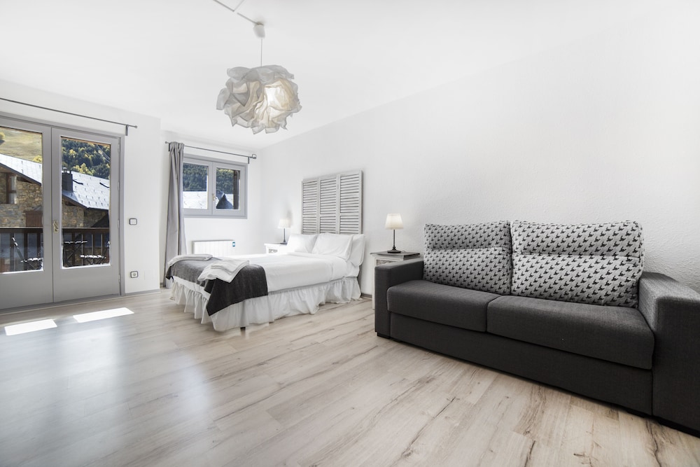 El Tarter Apartments