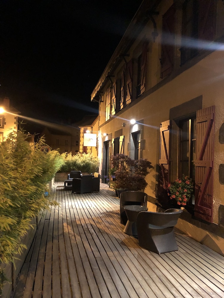 A l'Aube des Volcans