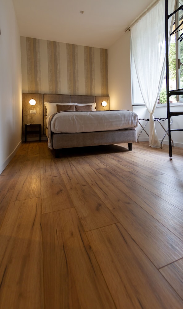 Home at Rome Vatican Suites