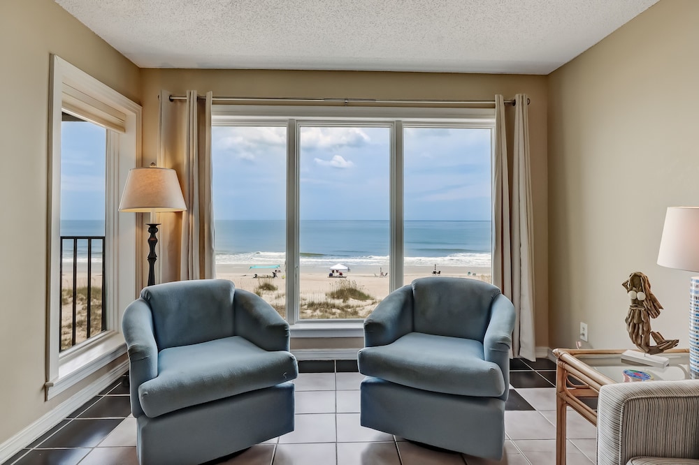 Kingsland Vacations - Tropical Condo with Spectacular Ocean Sunrises Views by RedAwning - Property Image 1