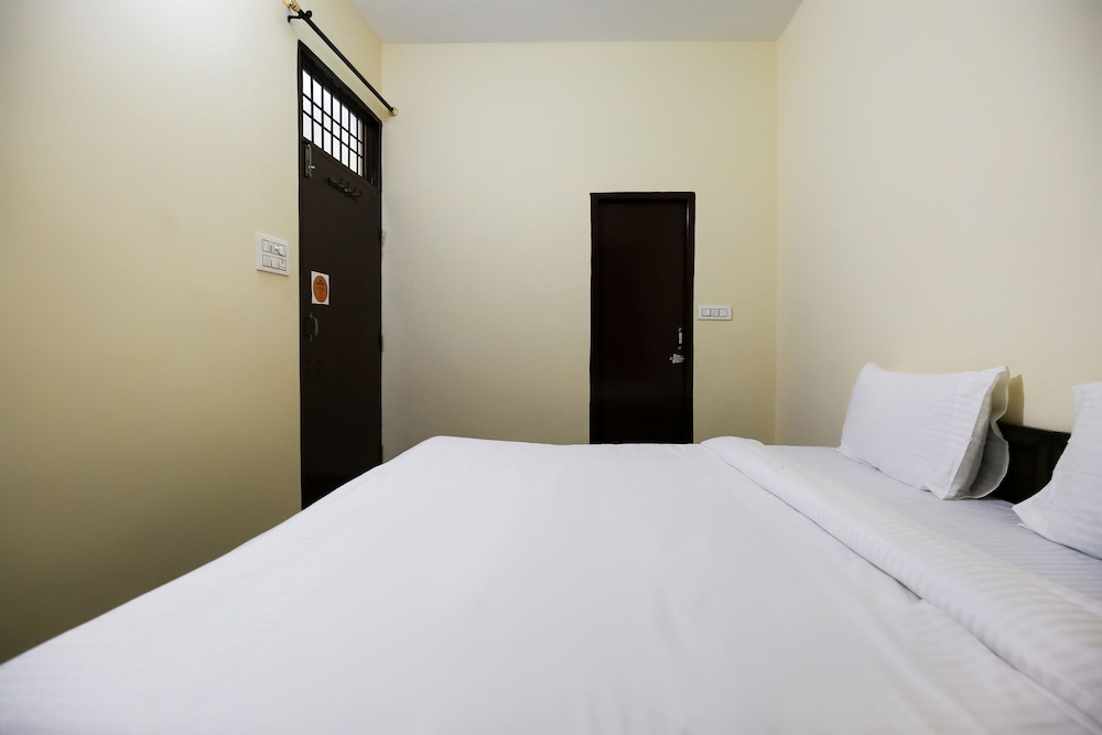 SPOT ON 49328 Sukh Motel - Property Image 7