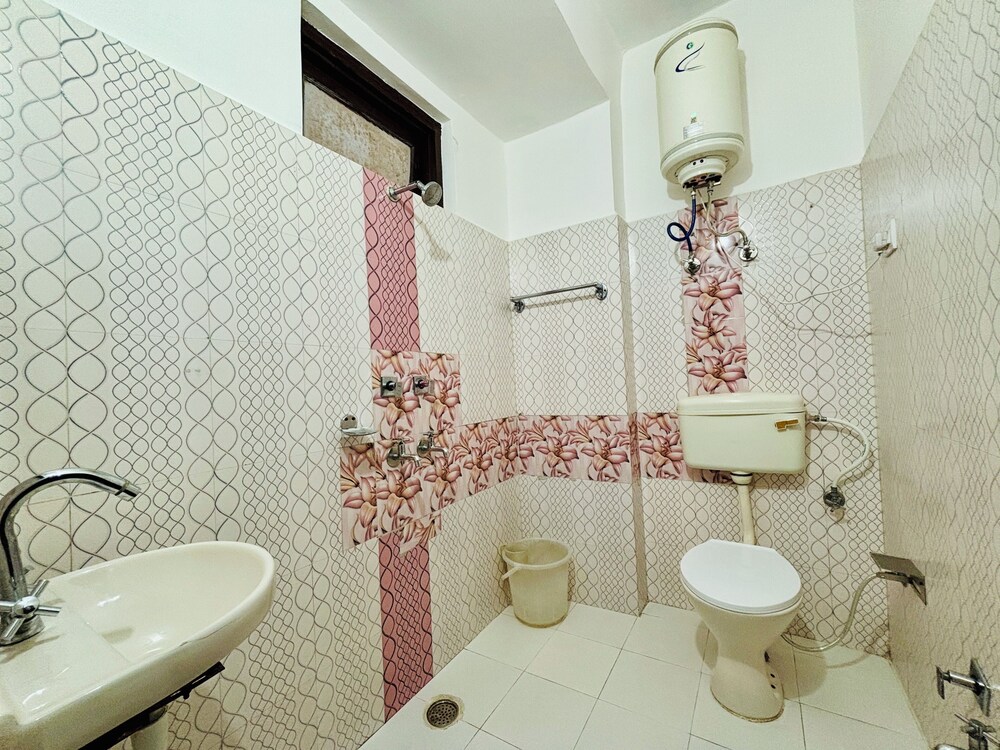 kumar residency Mcleodganj