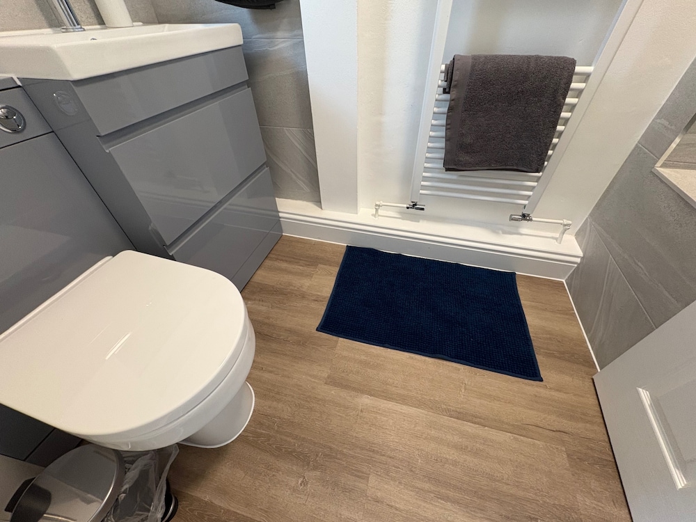 Central Chelmsford 2-bed Apt, 5 Mins to Station