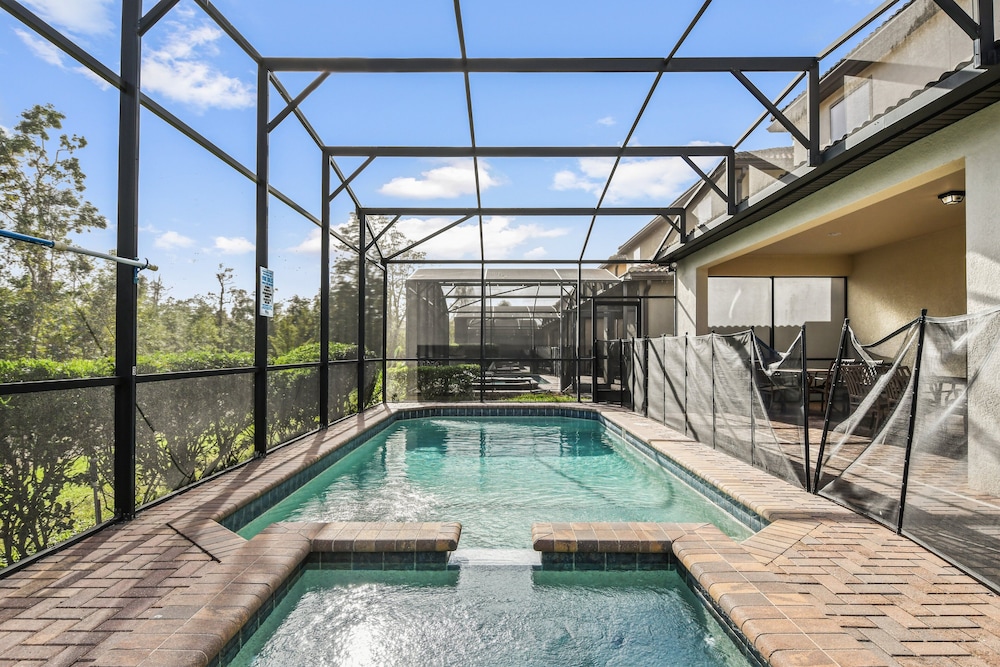 Ultimate 8BR Family Fun in Resort Near Disney!