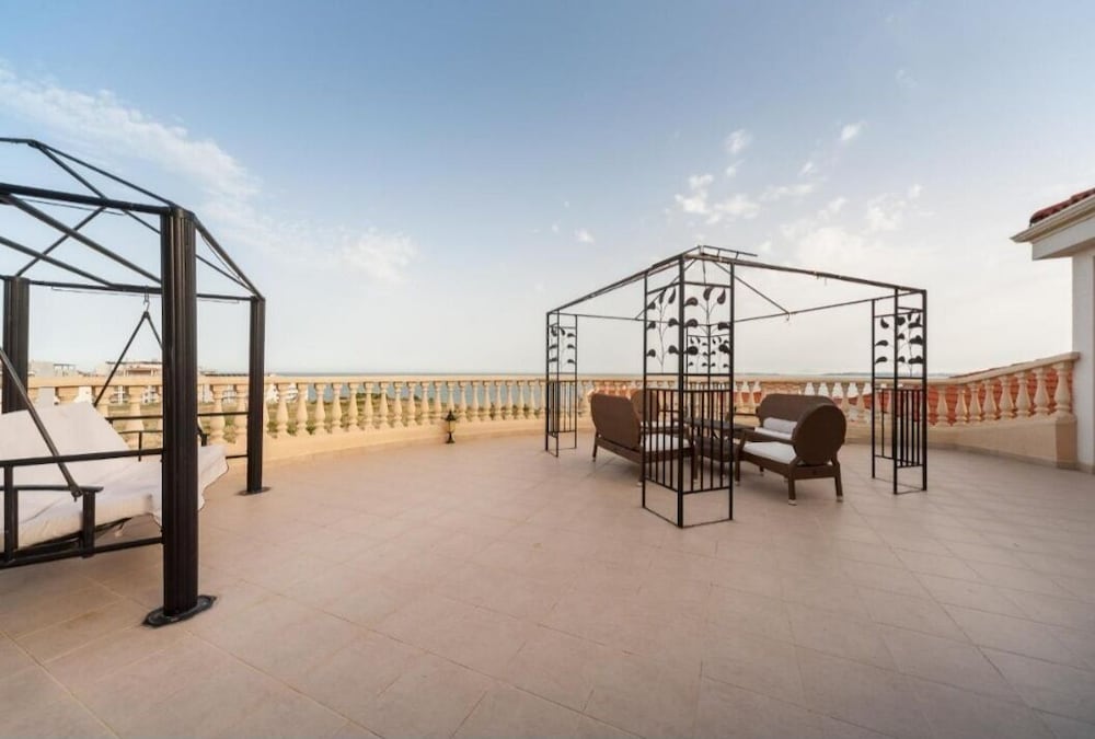Maisonettes in Royal Bay Residence&SPA 2