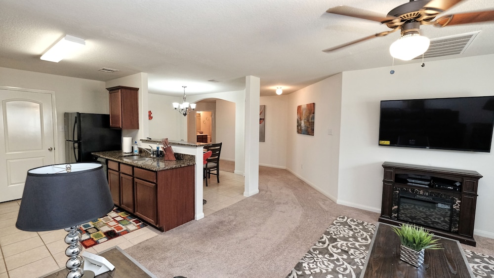 3Bdrm 2Bath 5Beds - IAH Airport, Humble