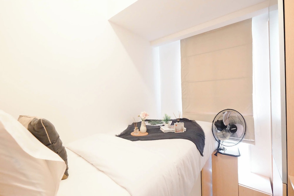 2Br (No Kitchen) Near Tokyo Hub At Tokyo Riverside Pik 2 Apartment