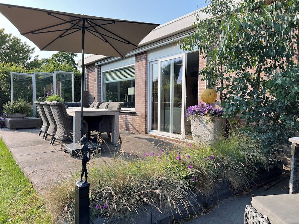 Countryside View Bungalow Near Dunes