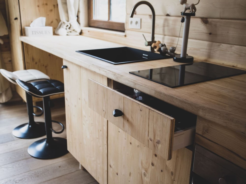 Romantic Woodland Chalet