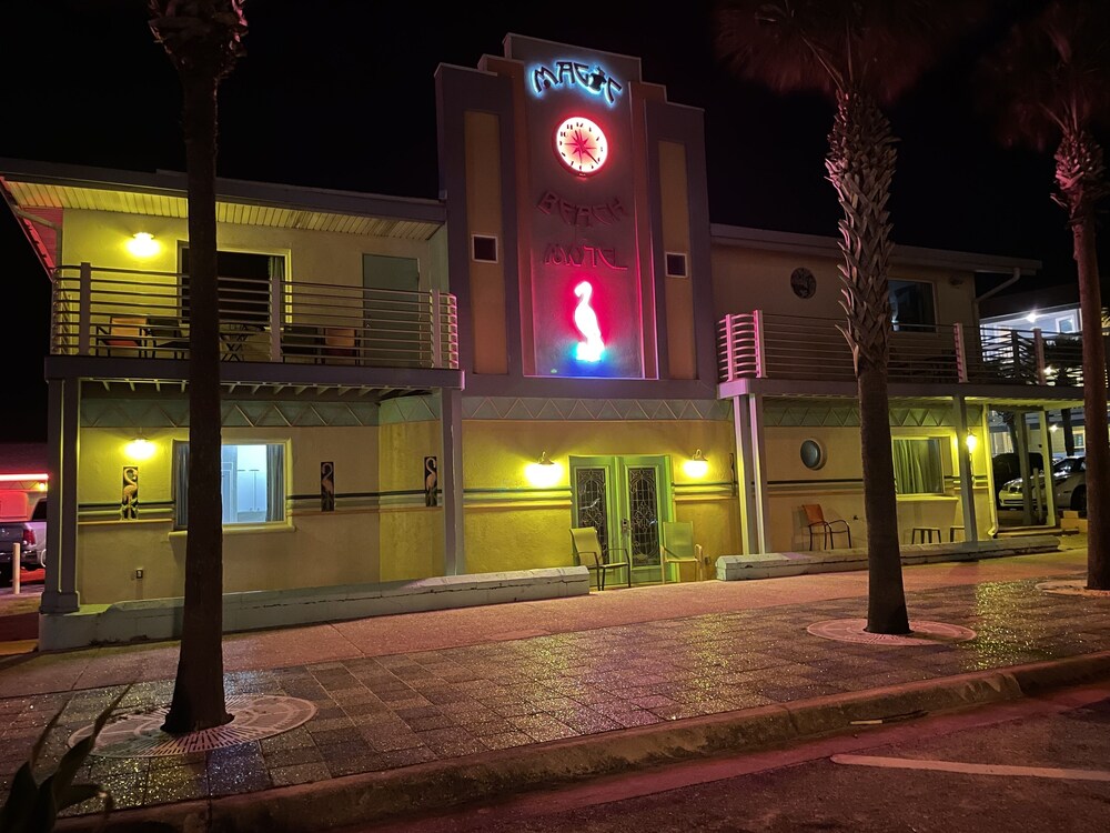 Magic Beach Motel