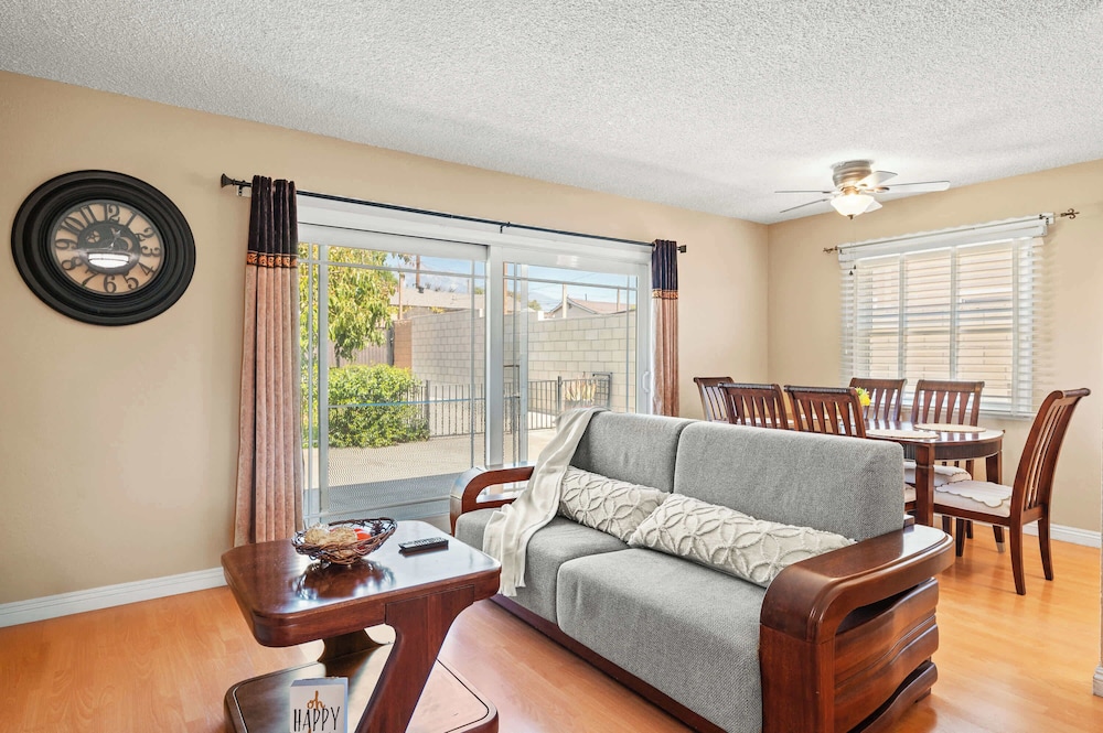 Cozy Getaway Bright, Clean & Fully Equipped