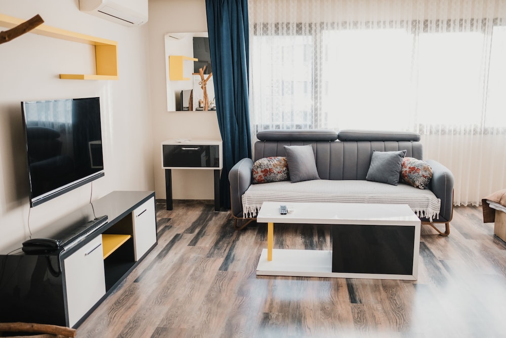 Elite Residence Alsancak - Image 8