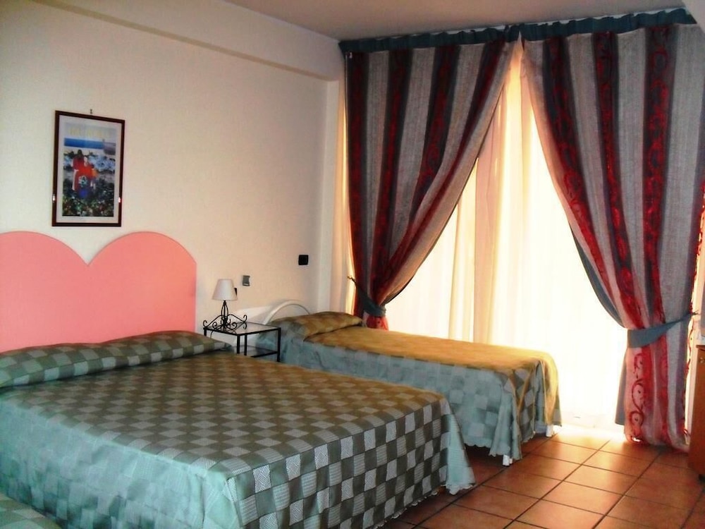 La Grotta photo 4
