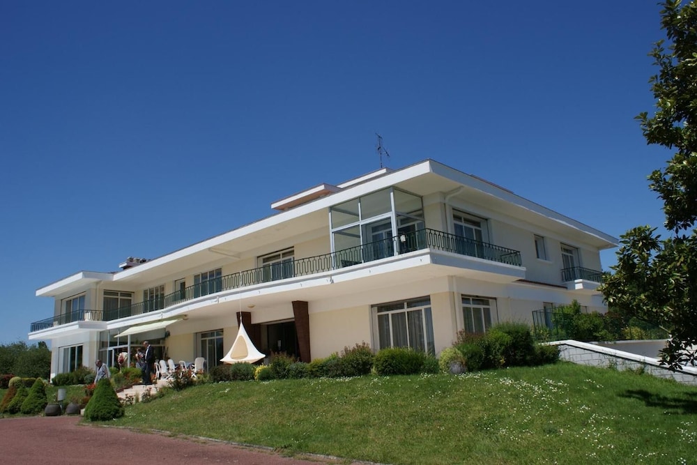 Villa Ayrault