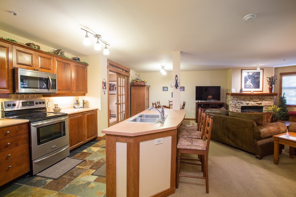 Powderhorn Lodge Deluxe Condos - Solitude UT