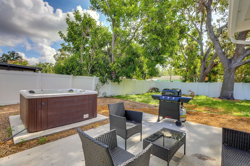 Private Hot Tub & Fenced Yard: Sleek Gulfport Home