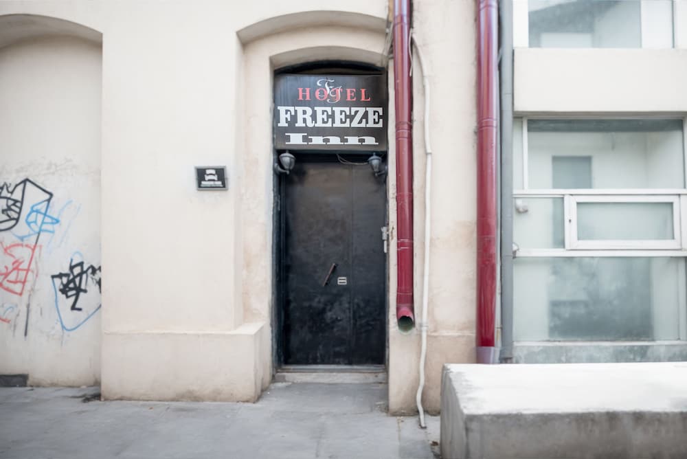HB Freeze Inn