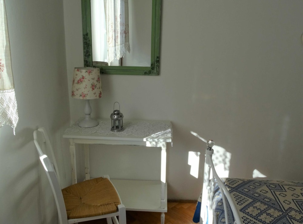 Spacious Novi Vinodolski Apartments With Terrace and Shared Pool