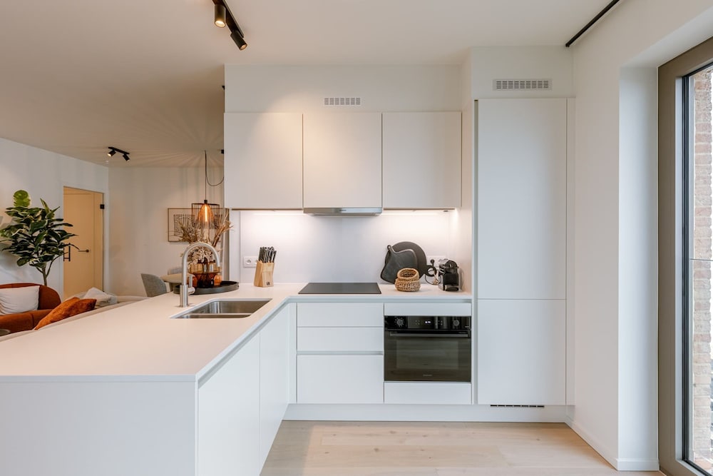 Ostend Luxury 4-guest Balcony and Free Parking
