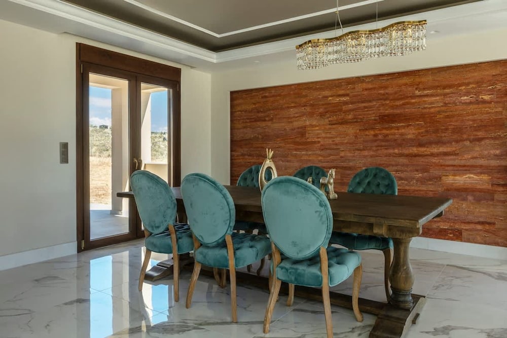 Villa Haria - Lux Villa With Private Pool in Crete