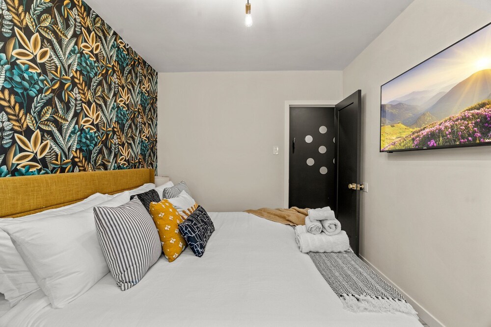 Fishtown Haven 2 King Beds Gated Parking