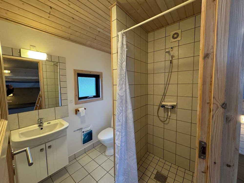 5 Person Holiday Park Home in Ronde