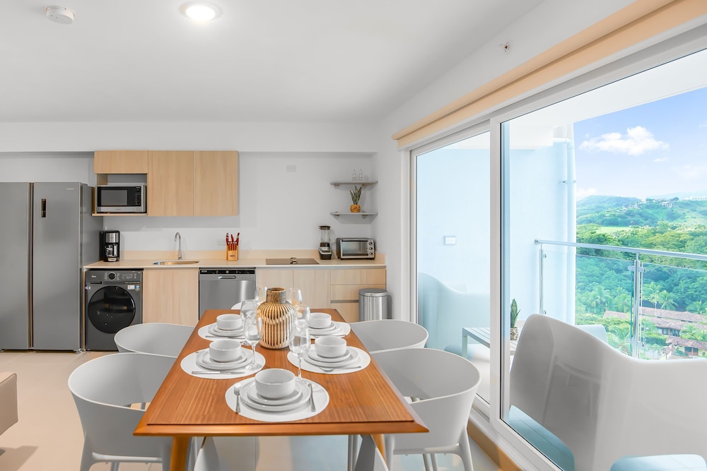 Brand New 3BR Condo With Incredible Views