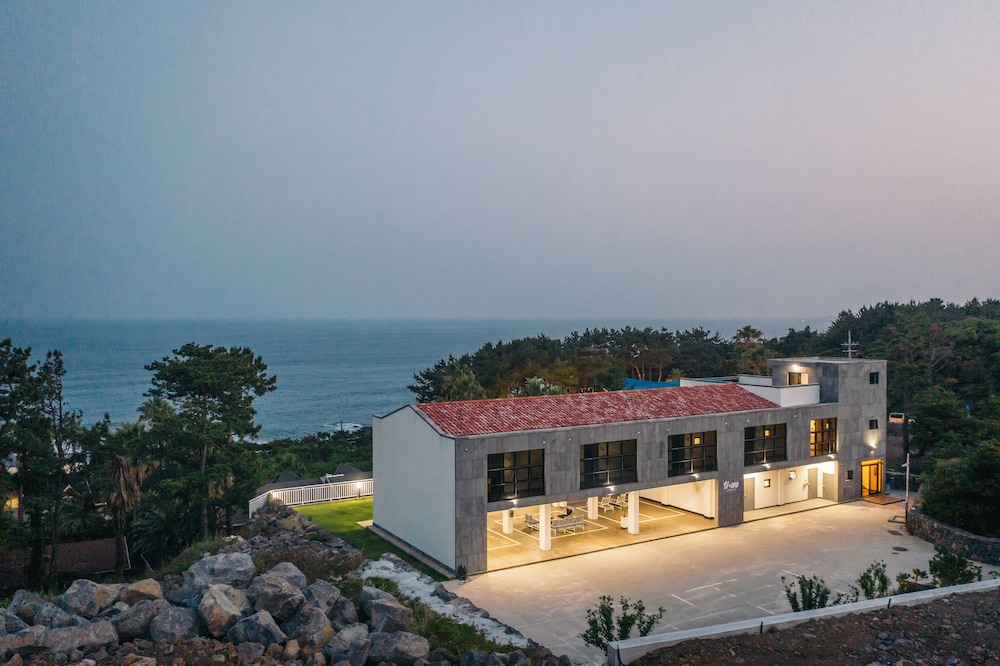 U plus Sea view 4