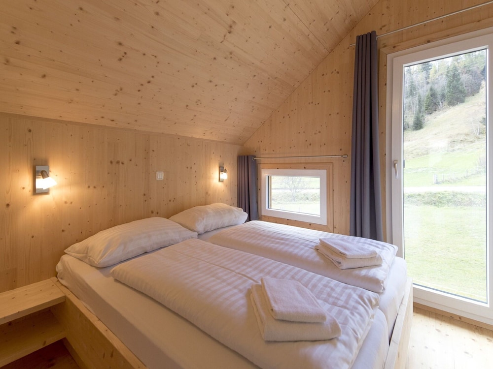 Inviting Chalet With Whirlpool