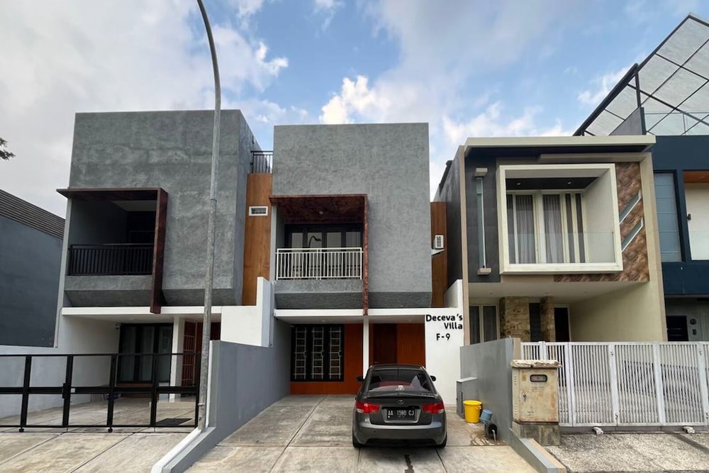 Deceva by Panorama Villas