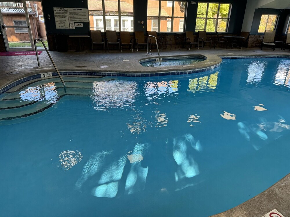 Mohican Resort Motel