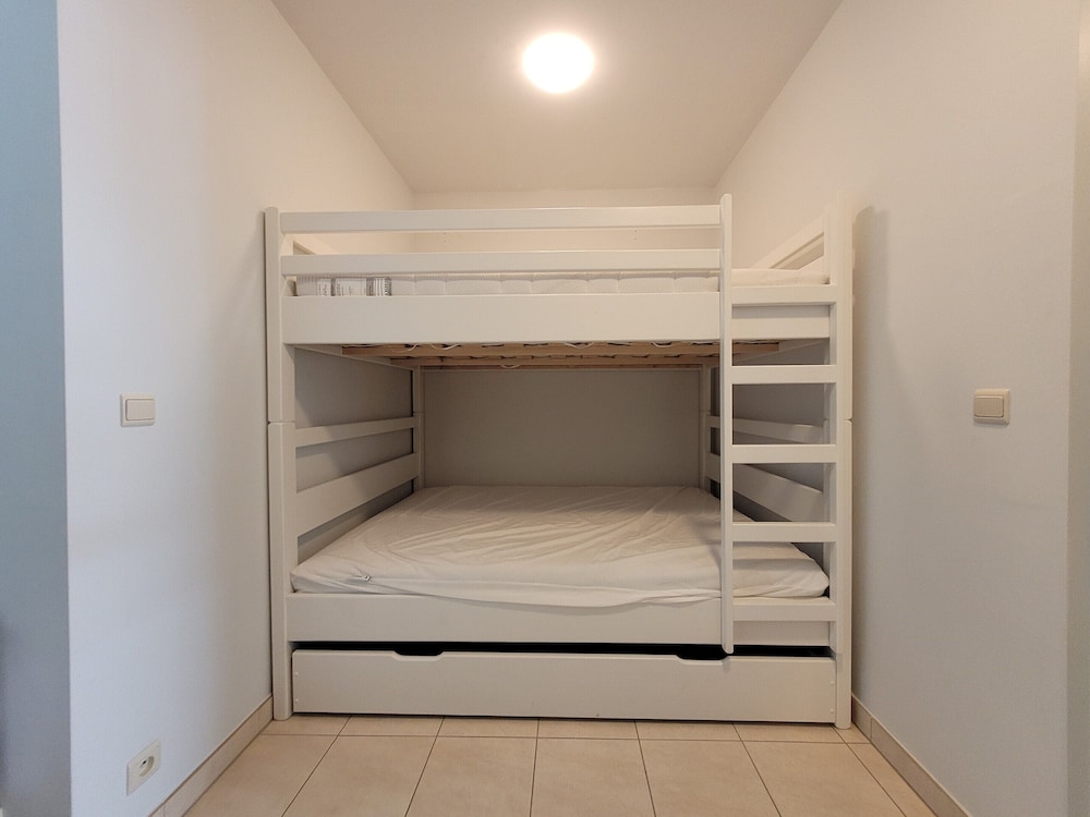 Central Apartment Near Sea & Casino