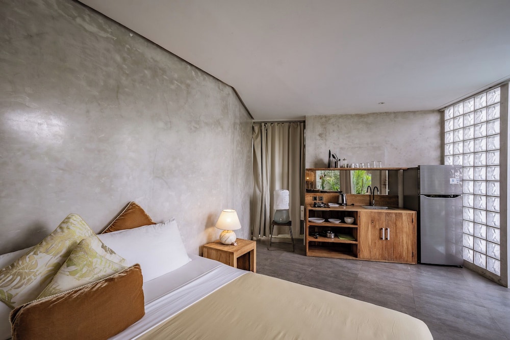 Holistic Horizon Bali