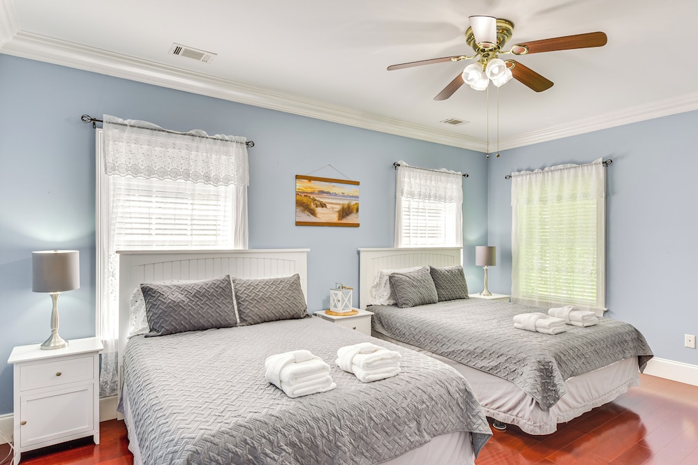 5 Mi to Beach: Spacious Home on Hilton Head Island