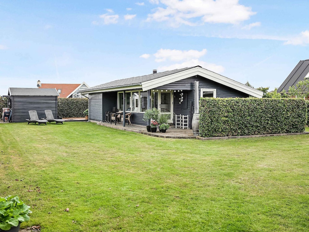 5 Star Holiday Home in Otterup