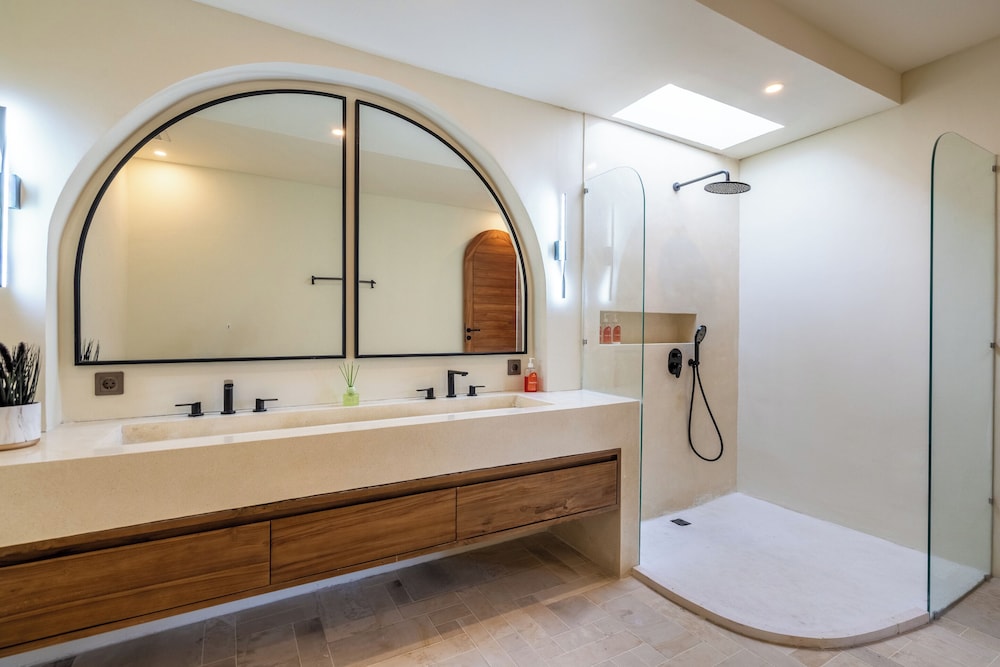 3BR Luxe Pool Villa Anaya