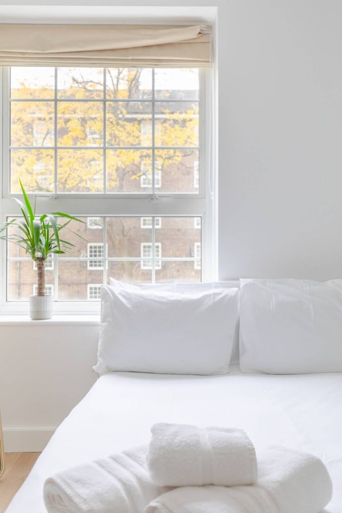 Central & Stylish 1BD Flat - 8mins to Greenwich!