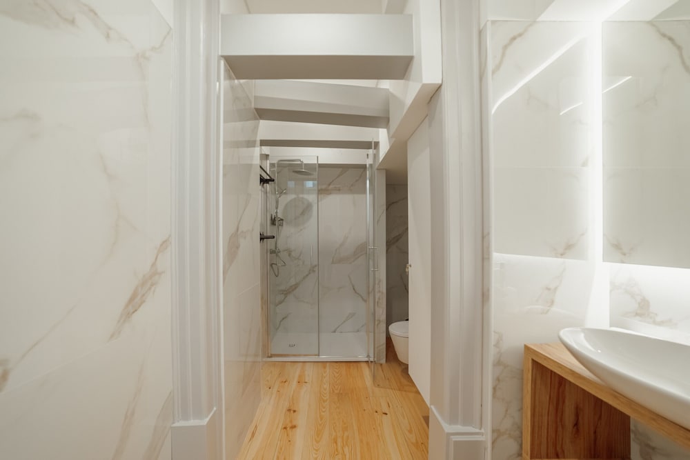 Heart OF Porto Apartment A by Vacationy